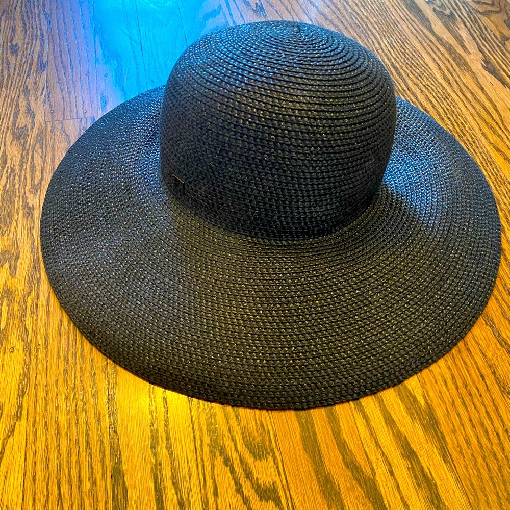 Eric Javits Hampton Squishee Straw Wide Brim Packable Sun Hat